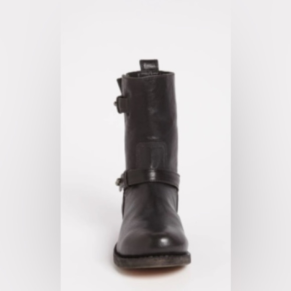 Moto Boot*